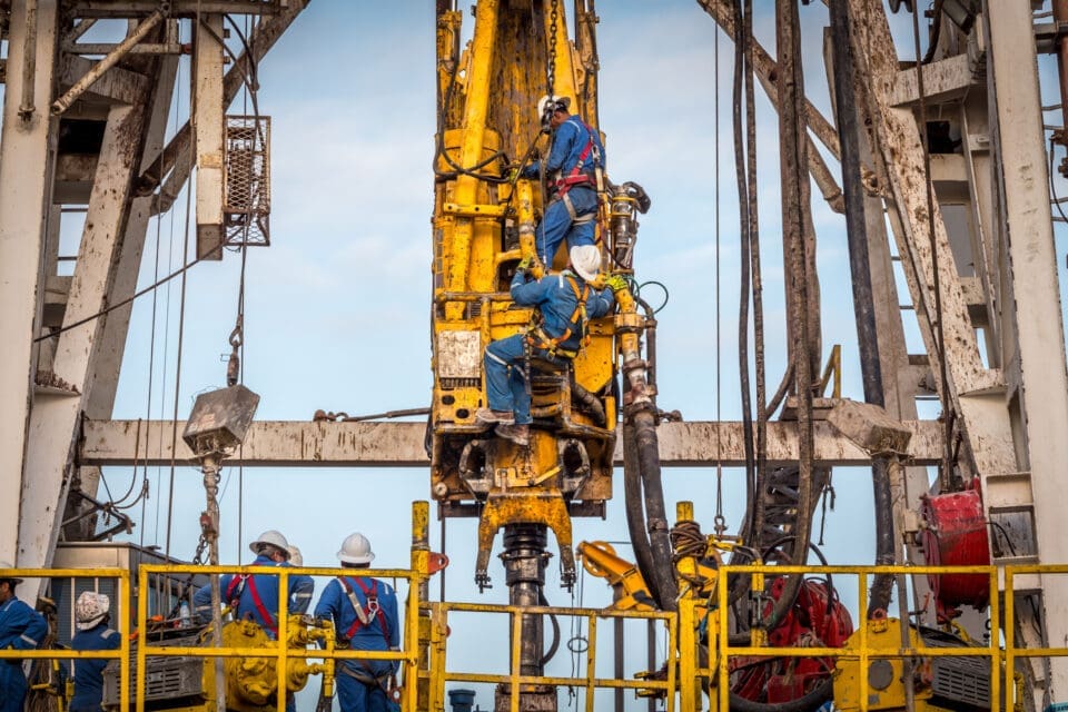 Fall Protection and Training in the Oil and Gas Industry