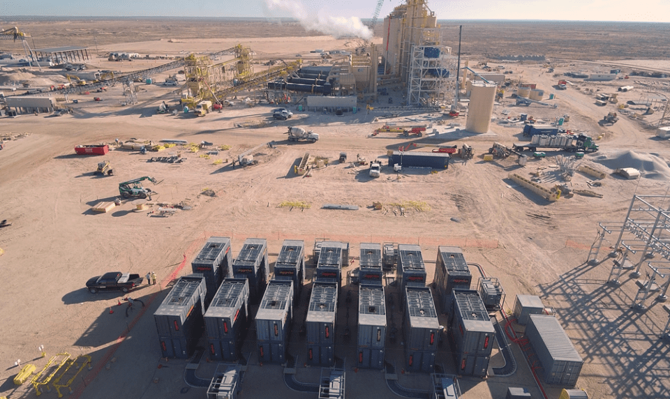 New frac sand mines speed to market with natural gas-powered generators