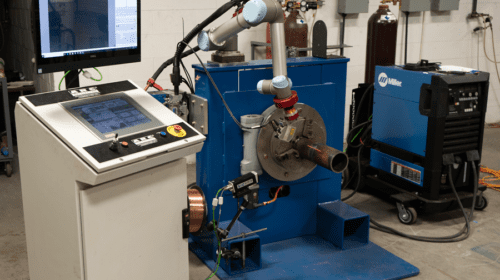 The Artificial Intelligence Pipe Welding (AIPW) system from ARC Specialties combines a Micro-Epsilon laser scanner, artificial intelligence software and a Universal Robots six-axis UR5 robot arm.