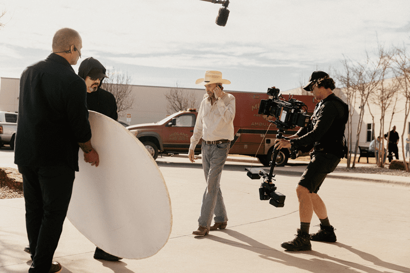 Billy Bob Thornton as Tommy Norris. Photo credit: Emerson Miller/Paramount+