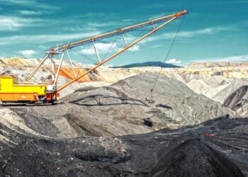 Oak Creek coal plant to continue operations