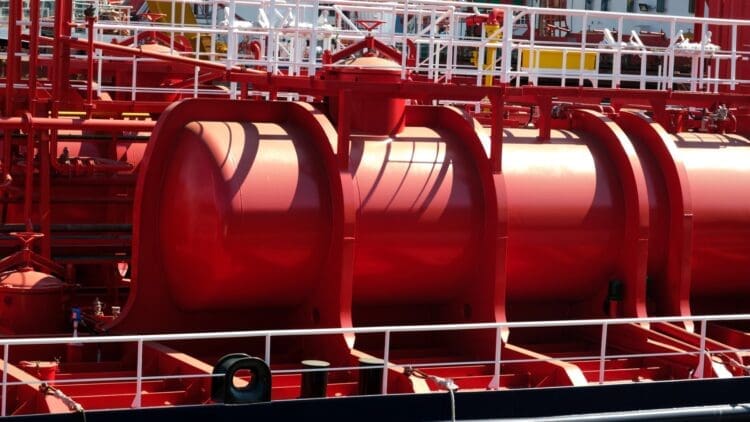 BP announces biggest discovery in 25 years