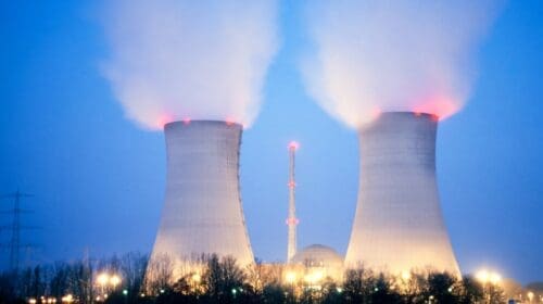 China sets reactor vessel at Xudabao