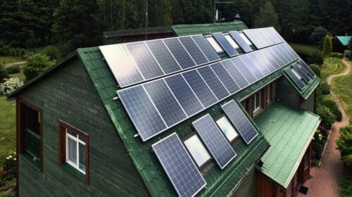 Africa turns to Chinese-made solar panels