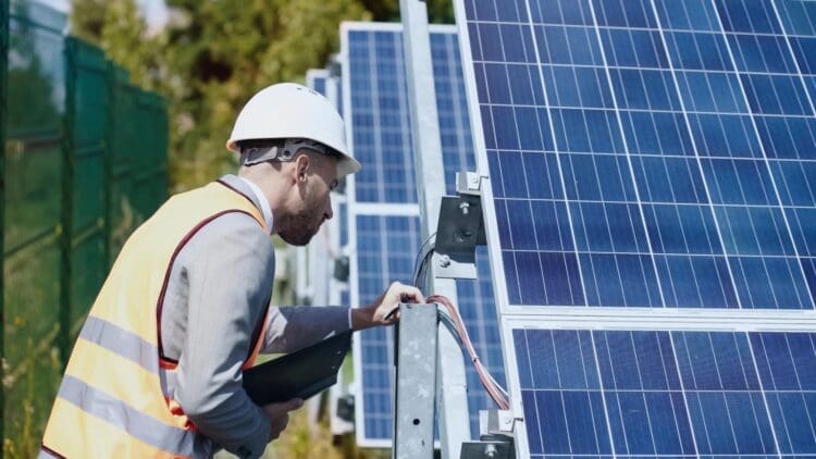 Spanish solar sector warns over negative prices