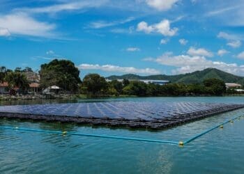 Malaysia opens floating pilot solar project