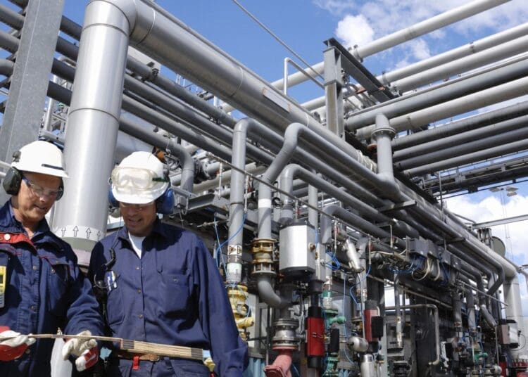 Dangote to enlarge its Nigerian refinery