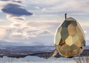 Sweden's Solar Egg produces energy on snow