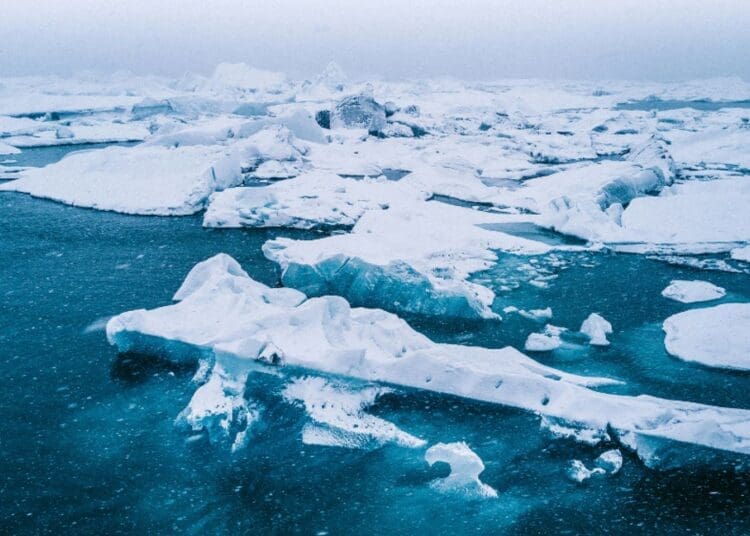 'Frozen hydrogen' production in the Arctic