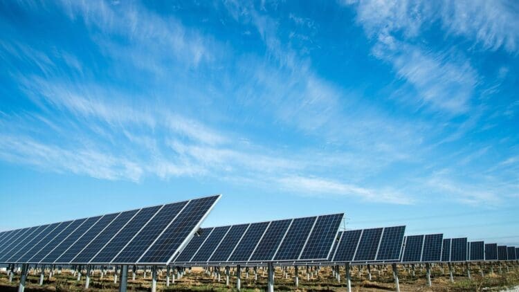 World Bank backs Malaysia’s massive 4 GW / 5.12 GWh solar-plus-storage development 1 World Bank backs Malaysian solar plus storage project