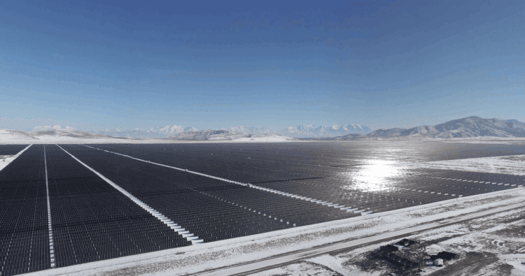 Radian Generation Supports Successful Launch of 525 MWac Solar Project in Utah with Compliance and Cybersecurity Services 1 Radian Generation