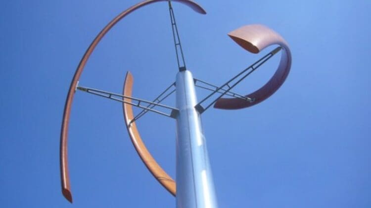 Meet Hercules — 4 kW of free, unlimited and clean energy at home this winter without a single solar cell 1 Meet Hercules, the new wind turbine from Eneserre