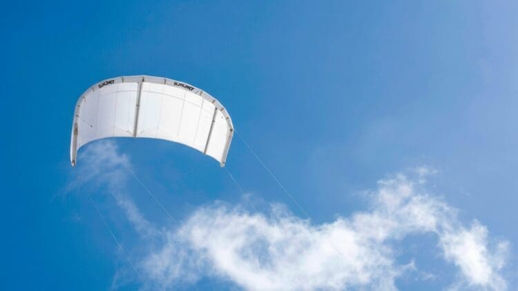 Beyond turbines — China flies giant wind kites at 16,000 feet to power 10,000 homes 1 Beyond turbines giant wind kites 16,000 feet