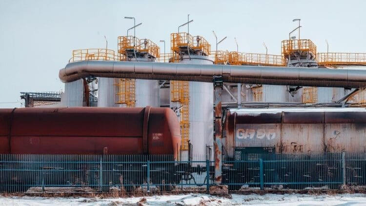 Trinidad refinery restart dependent on access to Venezuelan crude