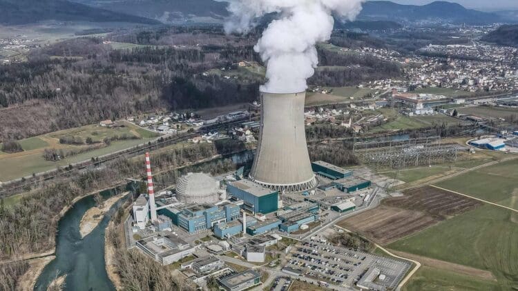 The United States and Kazakhstan have reached a civil nuclear partnership