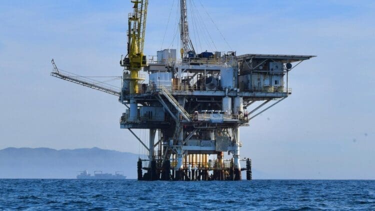 Houston-based operator brings Zephyrus project in the Gulf into initial oil production 1 Zephyrus oil field produces first oil flow