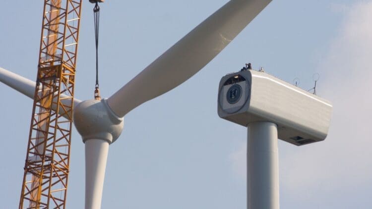 The "30-year limit" for wind turbines just fell — Experts only needed carbon fiber to achieve it 1 Turbine 30 year limit