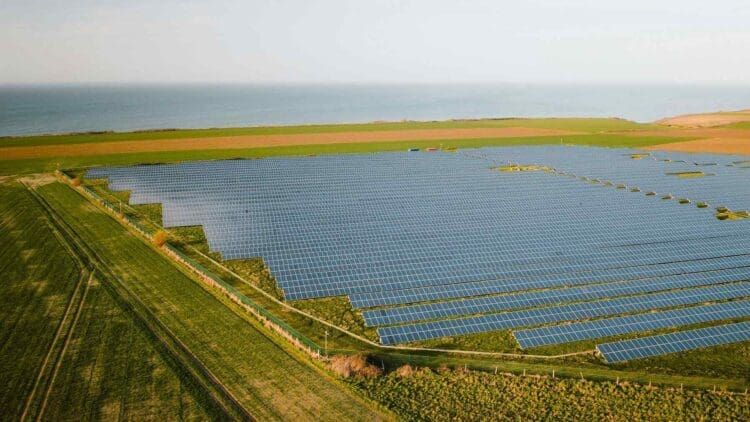 Recurrent Energy closes $825 million financing package for Desert Bloom storage and Papago solar developments in Arizona 1 Desert Bloom storage and Papago solar developments in Arizona