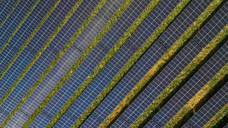 Altus Power expands Midwest footprint buying 105 MW of solar projects