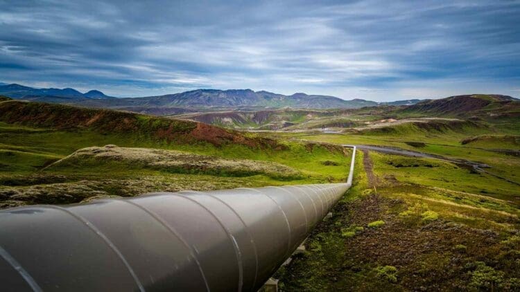 Pembina details pipeline expansion