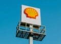 Shell enhances coordination between LNG trading and marketing operations across North America 4 Shell fuel station