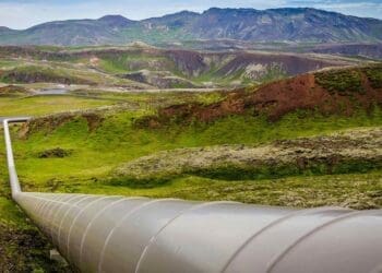 Kinder Morgan advances expansion