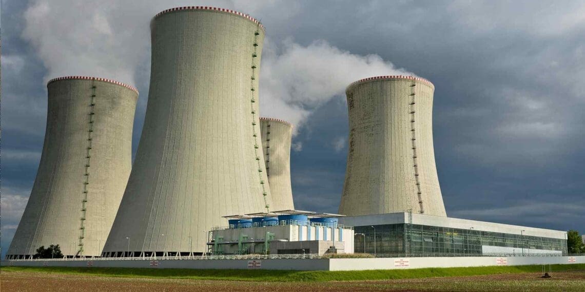 Terrestrial Energy enters DOE partnership to accelerate deployment of IMSR nuclear technology in the United States 5 Terrestrial Energy enters DOE partnership