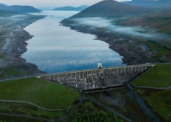 Water, giant hydropower dam