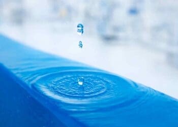 A falling water droplet can now generate electricity — Scientists say it could be a new way to produce energy 6 falling water droplet
