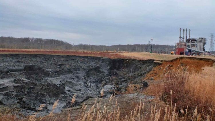 river coal ash spill
