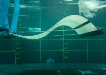 tidal turbine under water