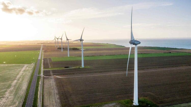 Avangrid initiates construction of a new 250 MW wind facility in the U.S. Southwest 1 Avangrid new 250 MW wind facility