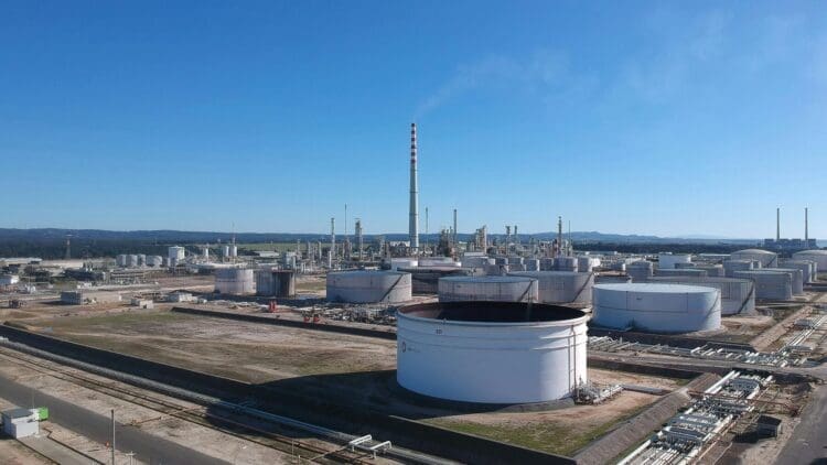 Targa Resources enhances Permian midstream footprint with expanded gathering and processing capacity 1 Targa Resources Midstream LP