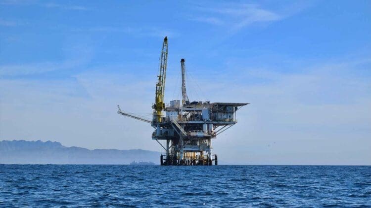 Offshore oil rig