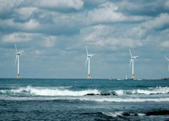 RWE deploys first offshore turbine