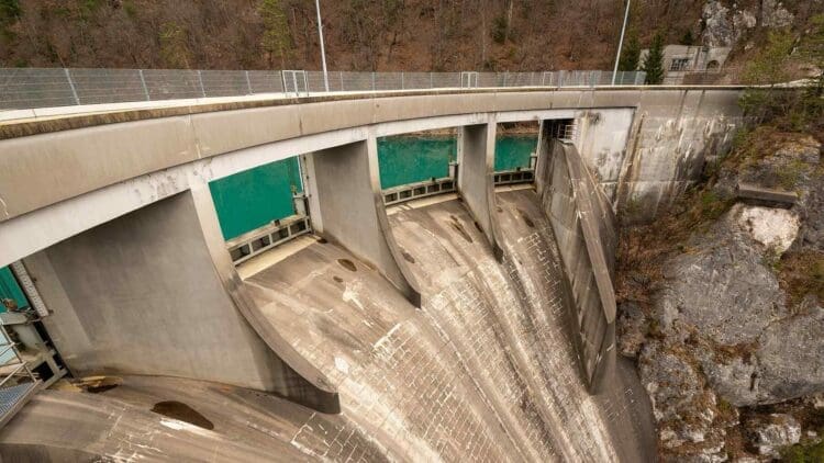 hydropower dam structure