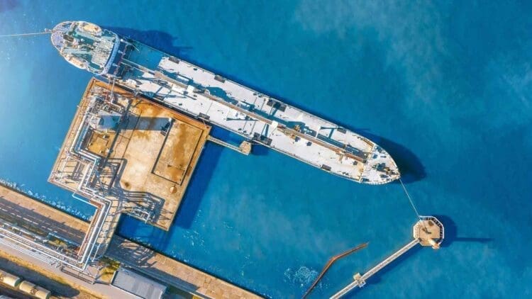 oil transport storage