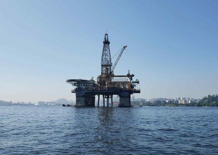 Chevron oil reservoir