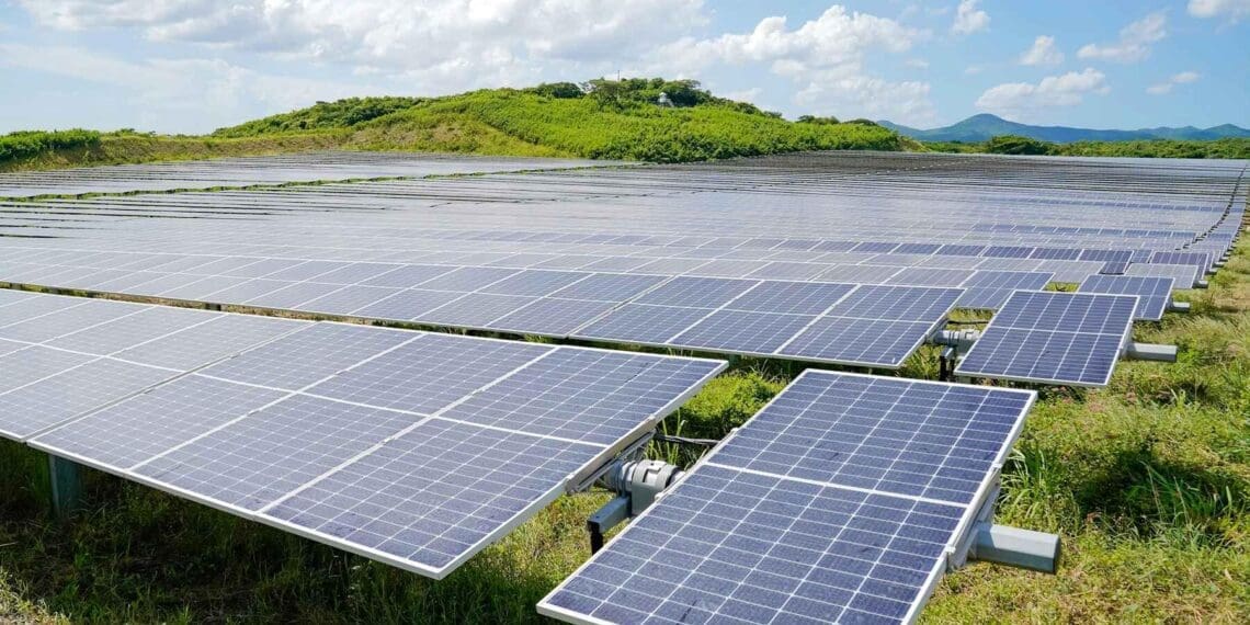 Sunraycer Texas Hybrid Solar and Storage