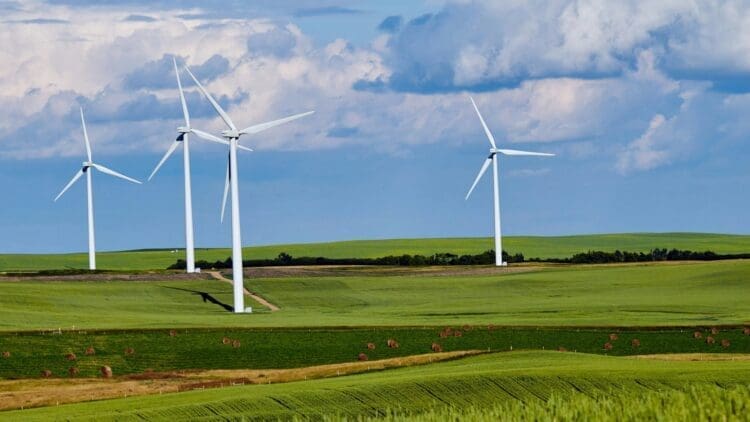 Spain doubled its wind capacity in twenty years while Galicia, once the national pioneer, grew by just 25 percent, according to EGA 1 Wind turbines
