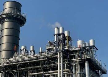 Sunfire breaks ground on a solid oxide electrolyzer test facility at BASF's Schwarzheide industrial park, targeting green hydrogen at industrial scale 46 Sunfire hydrogen