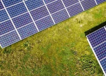 IEA PVPS finds solar panel recycling rates are rising, but warns that data gaps across the sector still threaten circular-economy progress 2 Solar panels