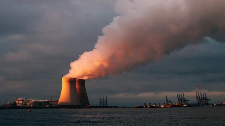 Nuclear, Ontario