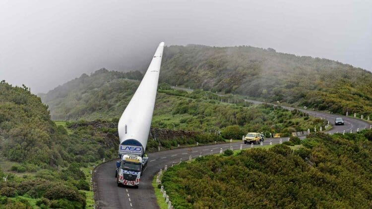Wind turbine blades destined for landfills are being transformed into plastics three times stronger than nylon 1 giant turbine blade being transported