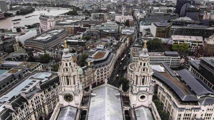 Researchers discovered that painting London’s rooftops one specific color could cool the city more than trees and green roofs combined 1 rooftops in London with one color