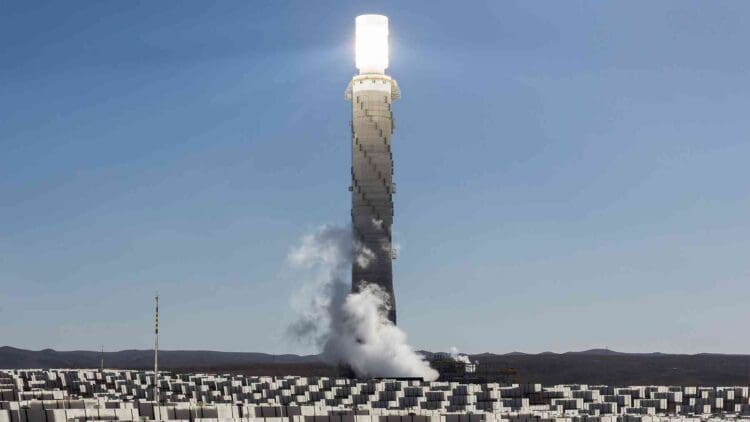 Ivanpah built 173,500 mirrors that tracked the sun with near-perfect precision and still ended up on California's energy naughty list 1 Energy