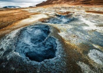 Listening to Earth's background hum, scientists mapped deep salt caverns that could store renewable energy at massive scale 5 Energy