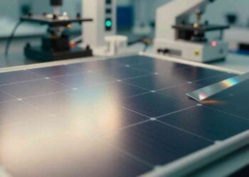 13. GESTION We were told solar panels were the future—but not that a silver layer 1000 times thinner than a human hair could make them dramatically more powerful