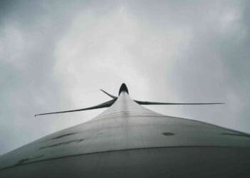Wind turbine safety models are failing to predict dangerous blade loads when storms push air in the wrong direction 41 18. INTERNAL Wind turbine safety models are failing to predict dangerous blade loads when storms push air in the wrong direction