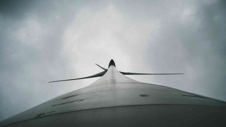 18. INTERNAL Wind turbine safety models are failing to predict dangerous blade loads when storms push air in the wrong direction